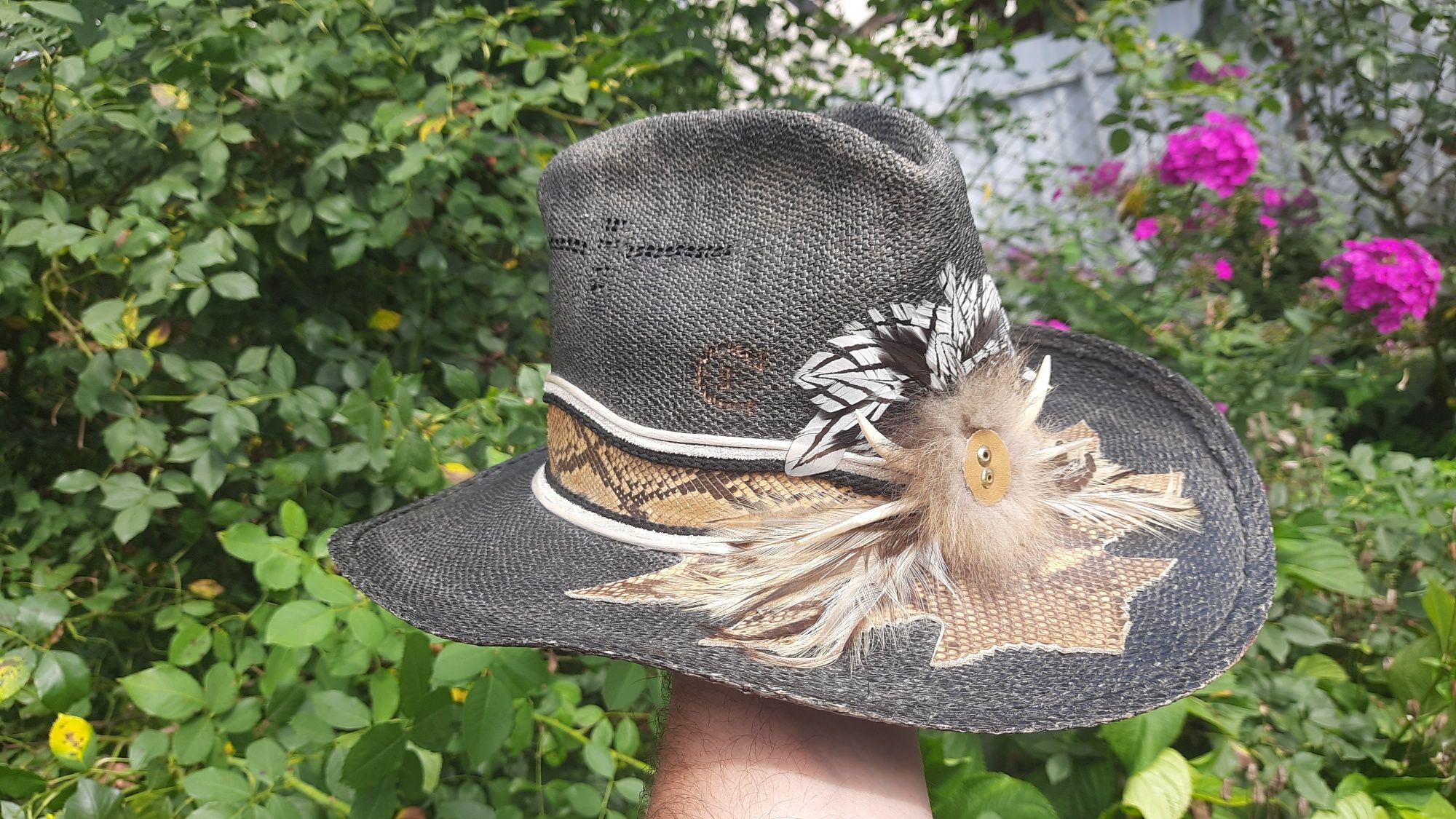 Капелюх Charlie 1 Horse custom designed hats, made in USA