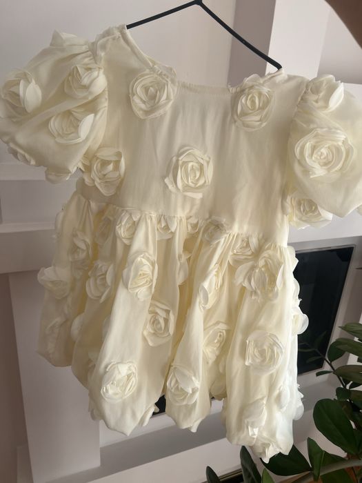 Ніжне платячко для принцеси