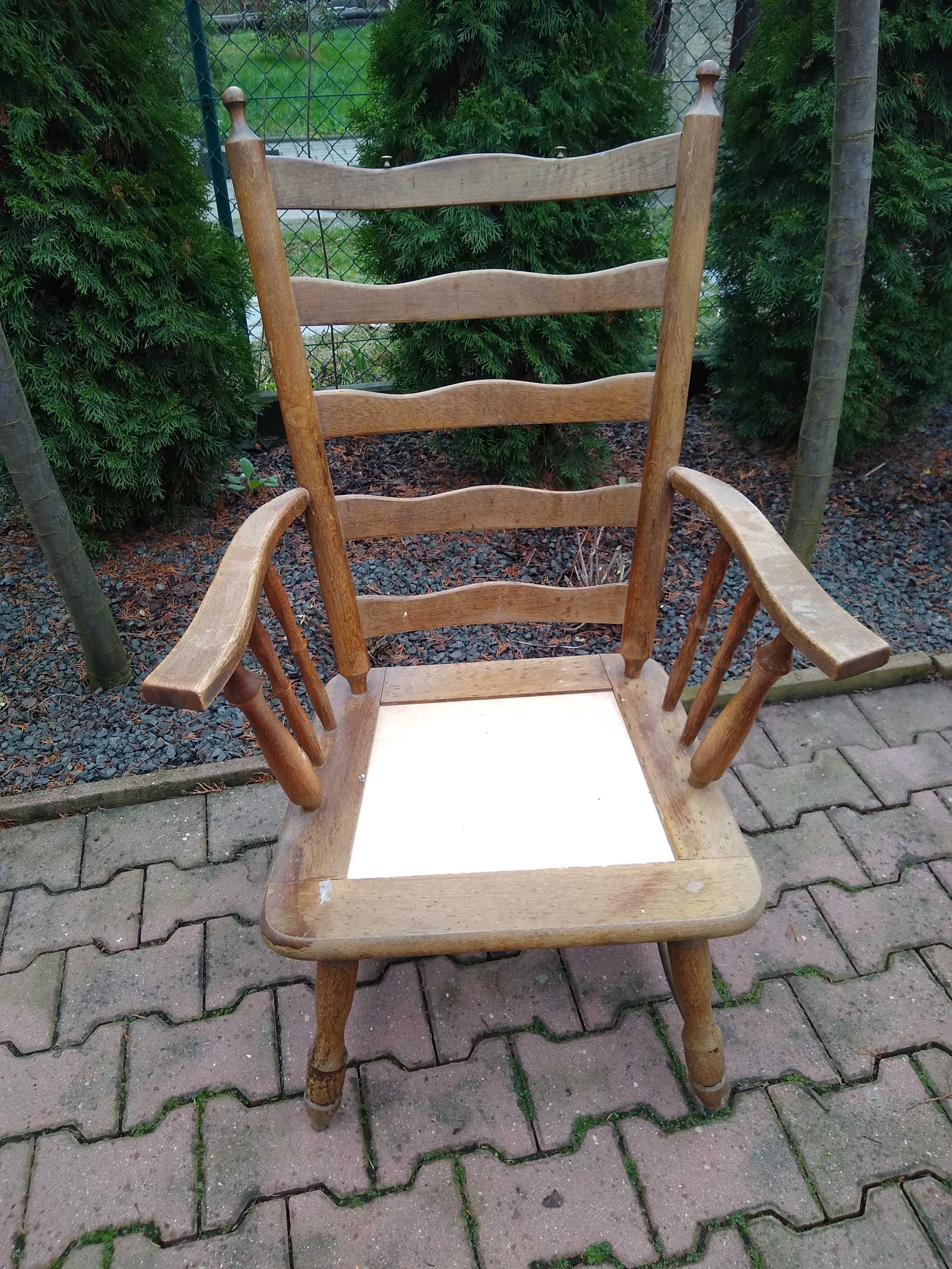 Krzesło bez tapicerki