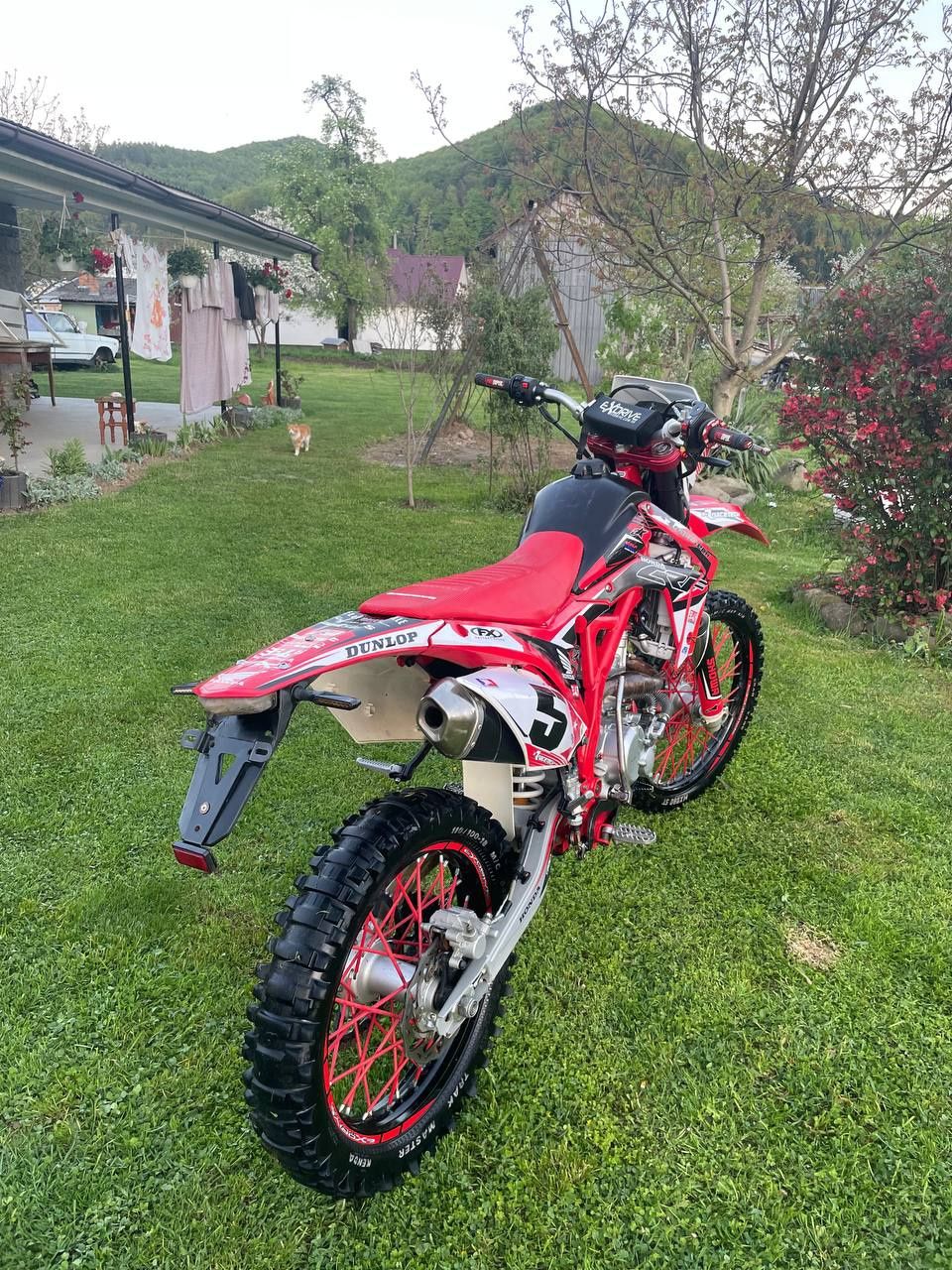 Продам Exdrive crf 300