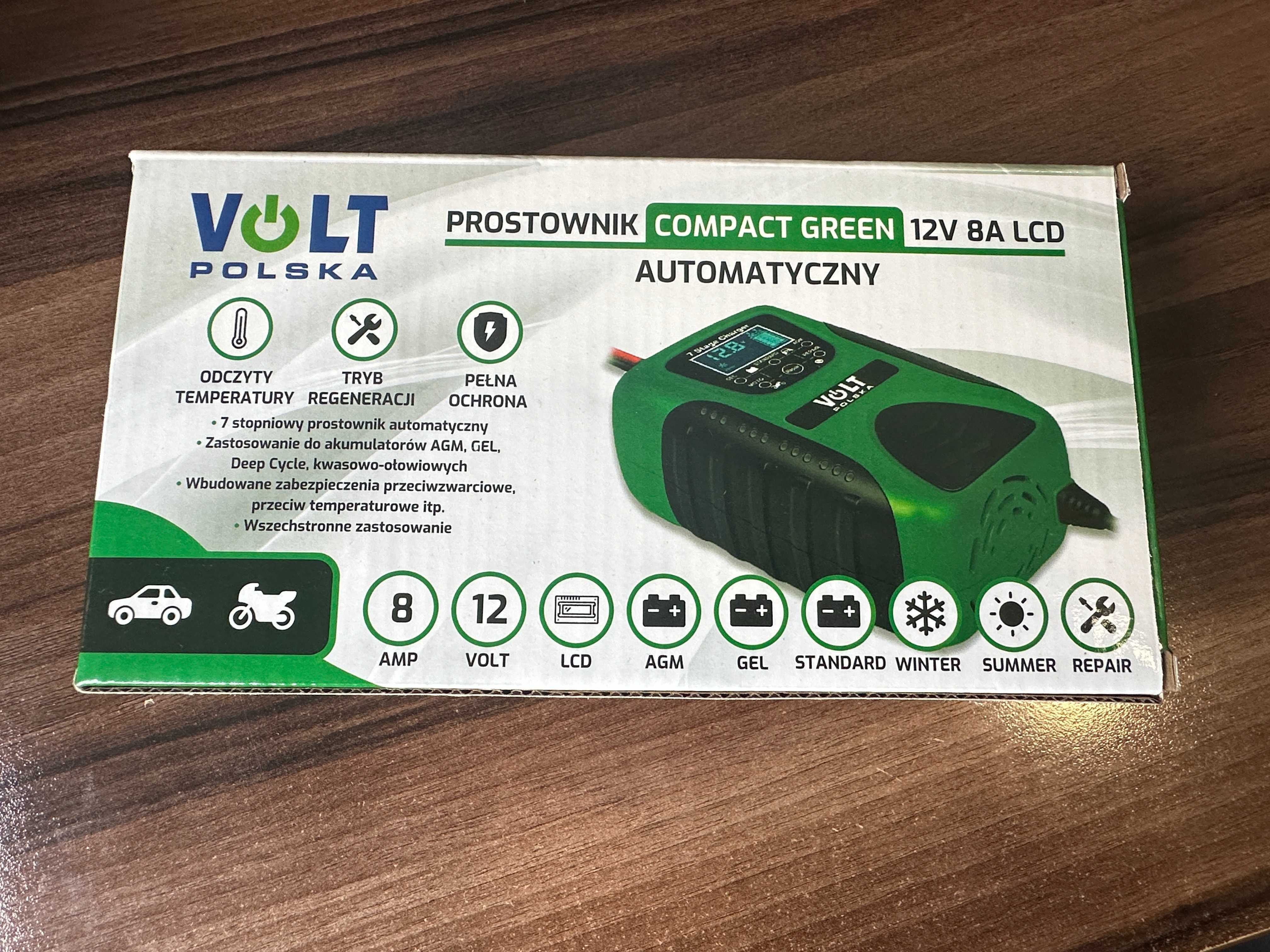 PROSTOWNIK akumulatorowy Z LCD 12V 8A Compact  Green VOLT Polska