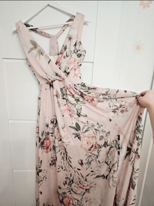 Śliczna sukienka maxi w kwiatowym princie w rozmiarze 36/S