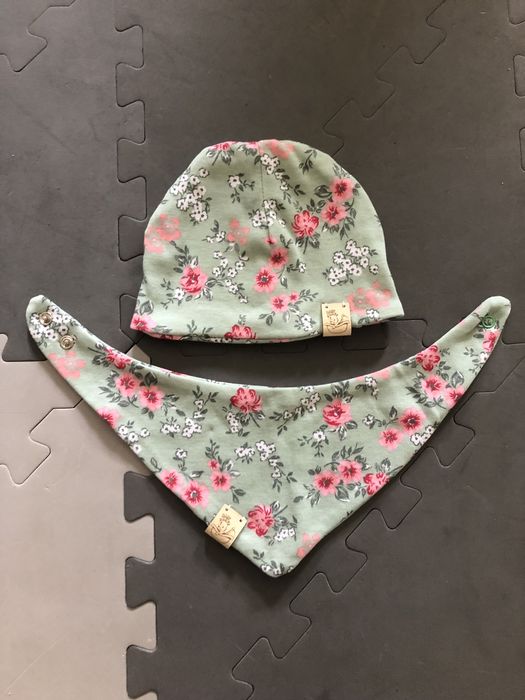 Komplet czapeczek jesiennych