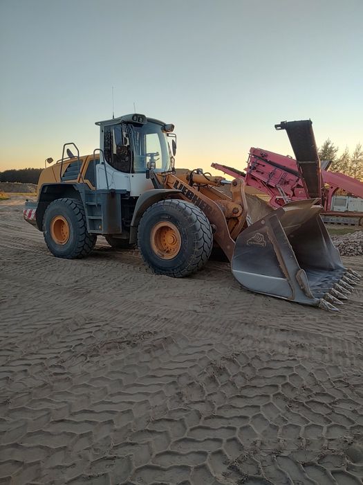 Ładowarka kołowa liebherr 556 waga pfreundt