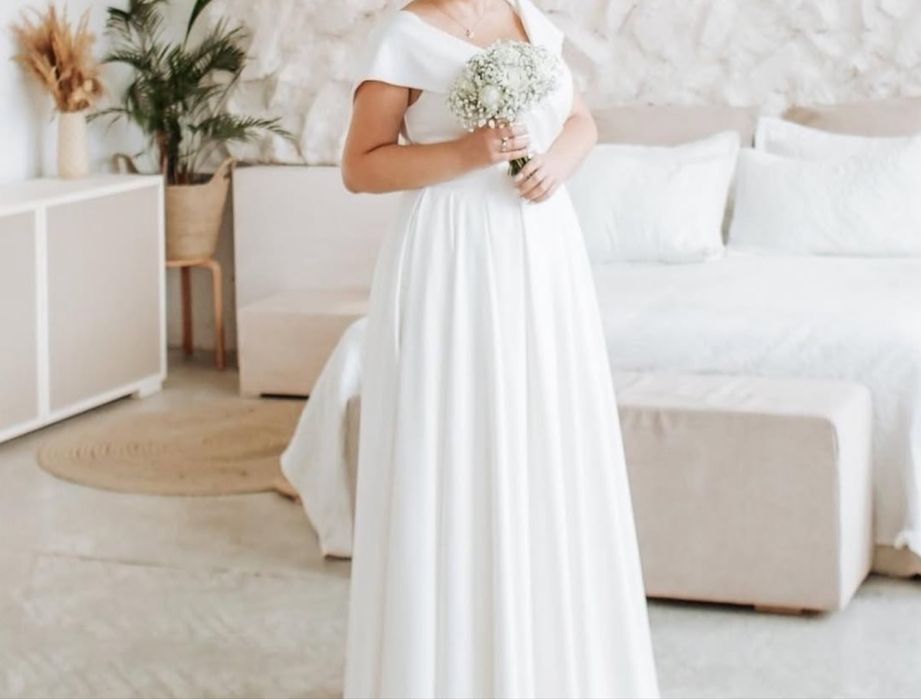 Сукня весільна  в ідеальному  стані після хімчистки