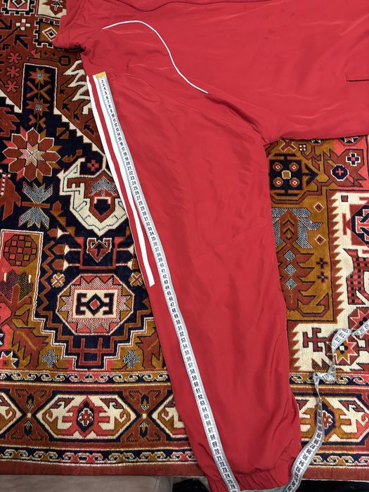 Бігова спортивна курточка Adidas