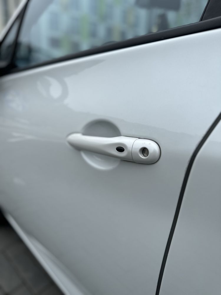 Renault ZOE 2013