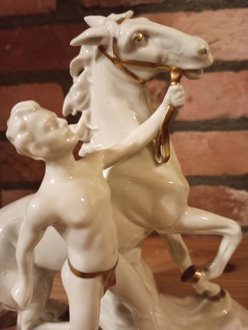 Porcelana GRÄFENTHAL Rumak ze Złotymi Kopytami Carl Scheidig