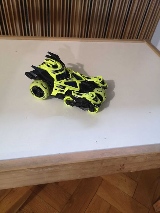 zestaw wyścigowy, samochód, dwa motocykle