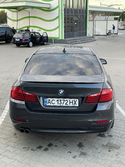 Продам BMW F10 528i