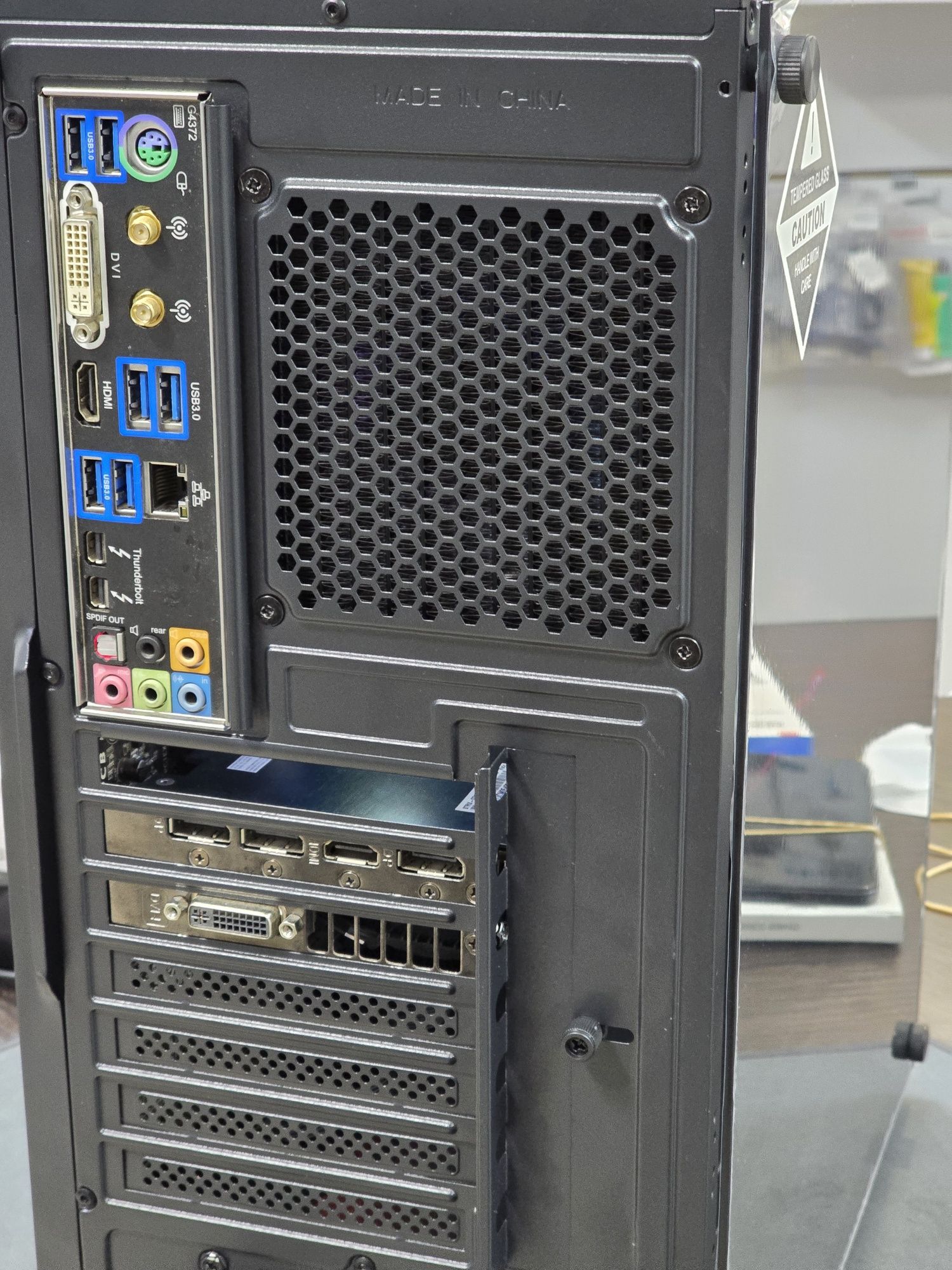 Игровой ПК водянка gtx980ti Xeon E3 1220 v3 3.5 ghz 16gb ssd hdd