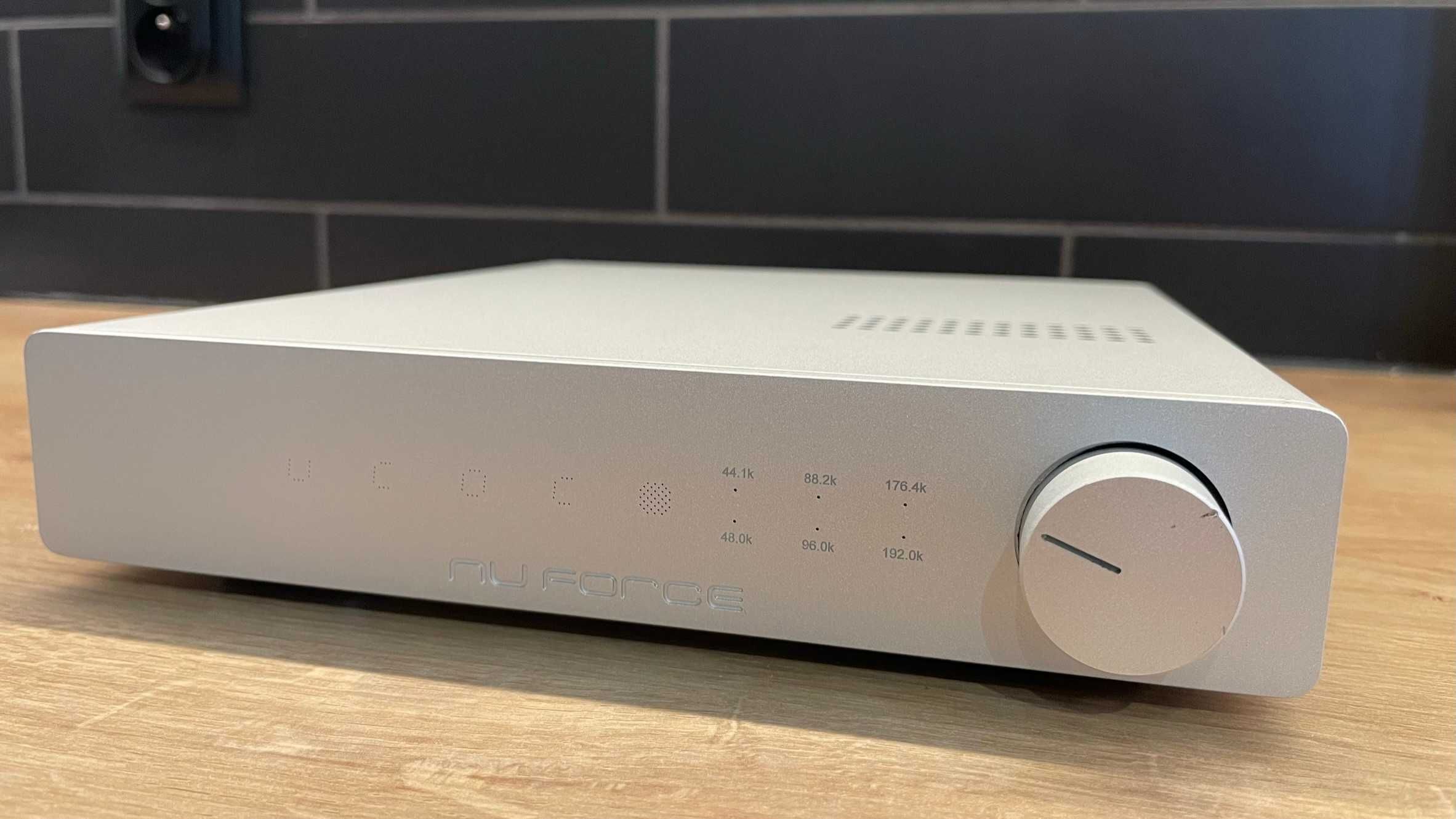 NuForce DAC-80 - konwerter