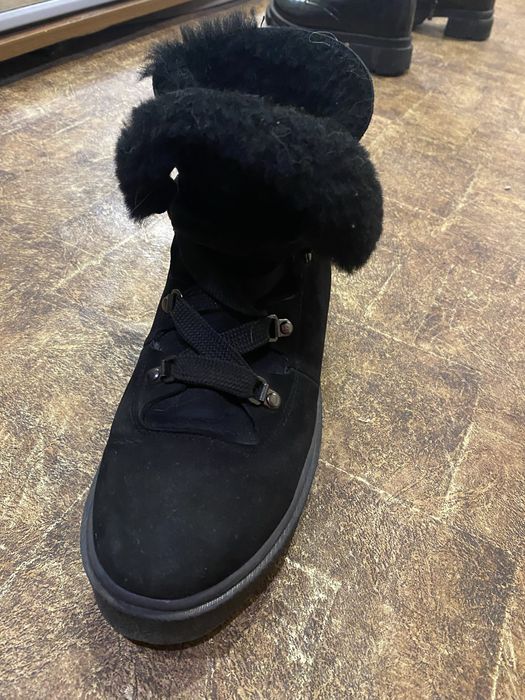 Продам кожанные ботинки