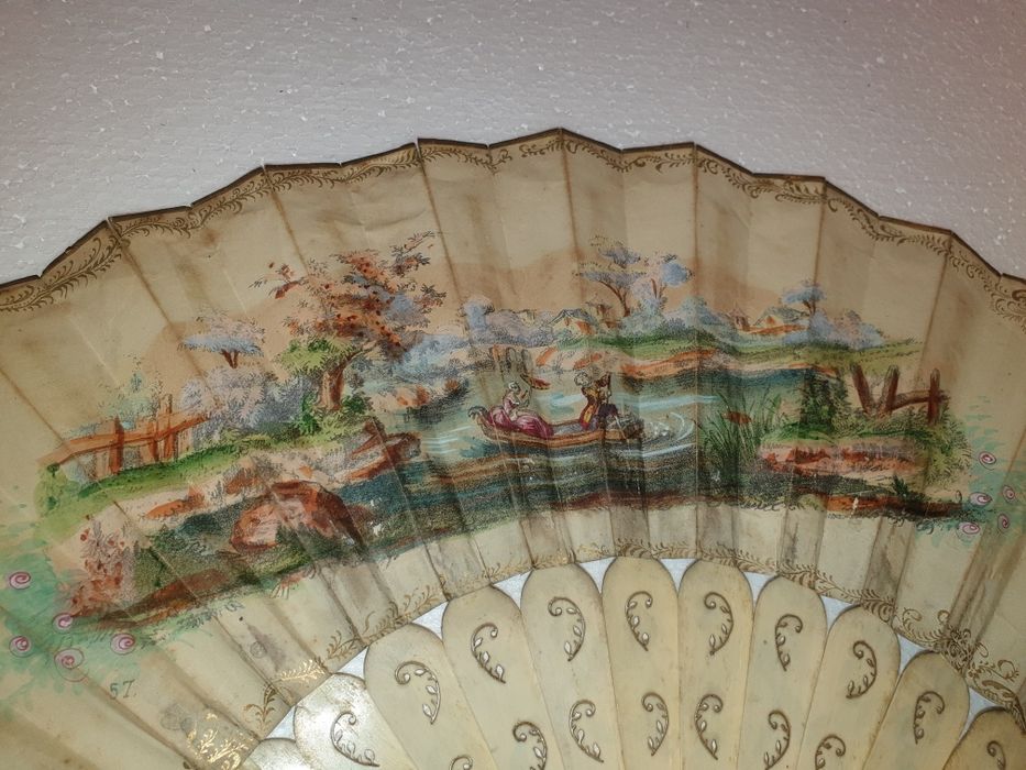 Antigo precioso leque romantico do Sec. XIX