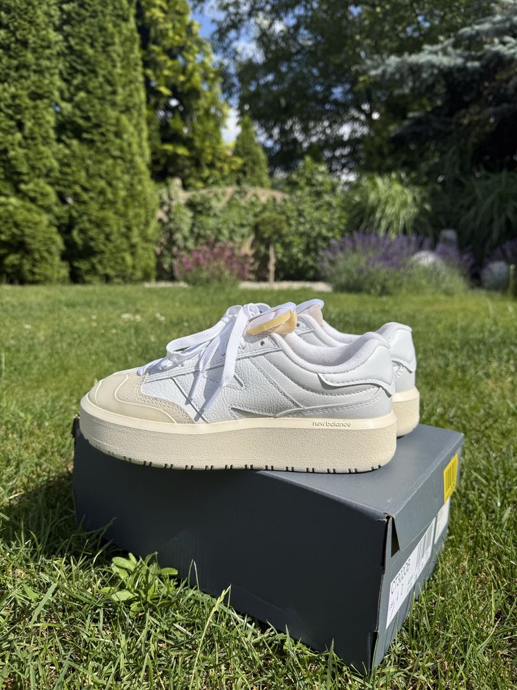 new balance ct302