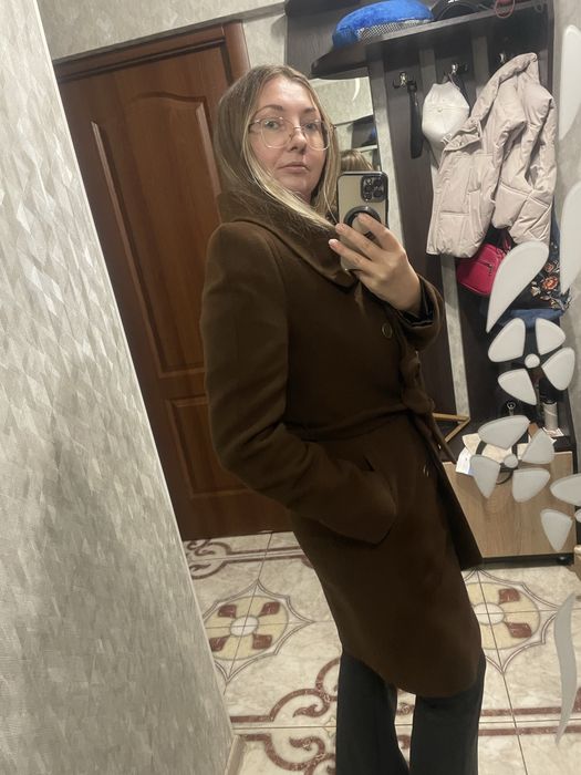 Пальто осіннє шоколадного кольору