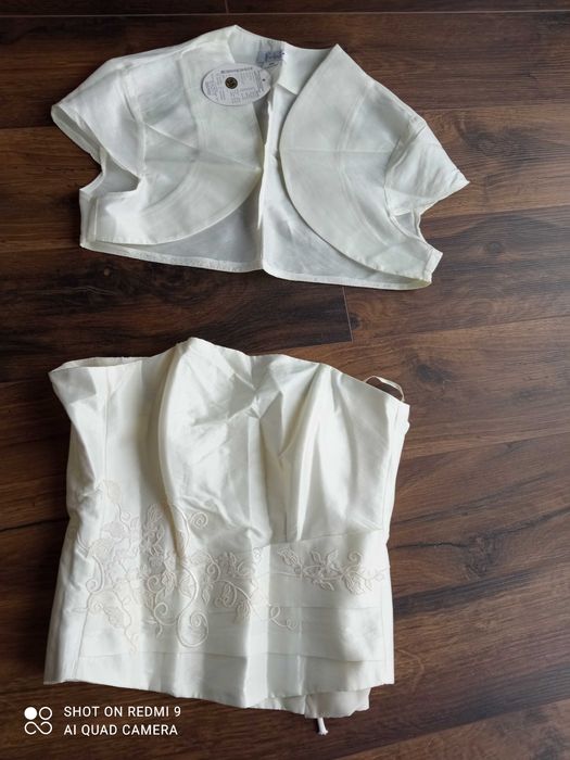 Nowa sukienka kremowa z  metką M