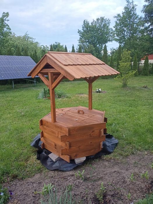 Zabudowa studni drewniana