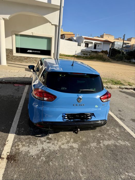 Carro em otimo estado 6500€