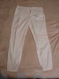 Летние белые штаны Oodji