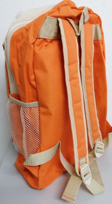 Mochila Laranja (artigo novo) por 5€