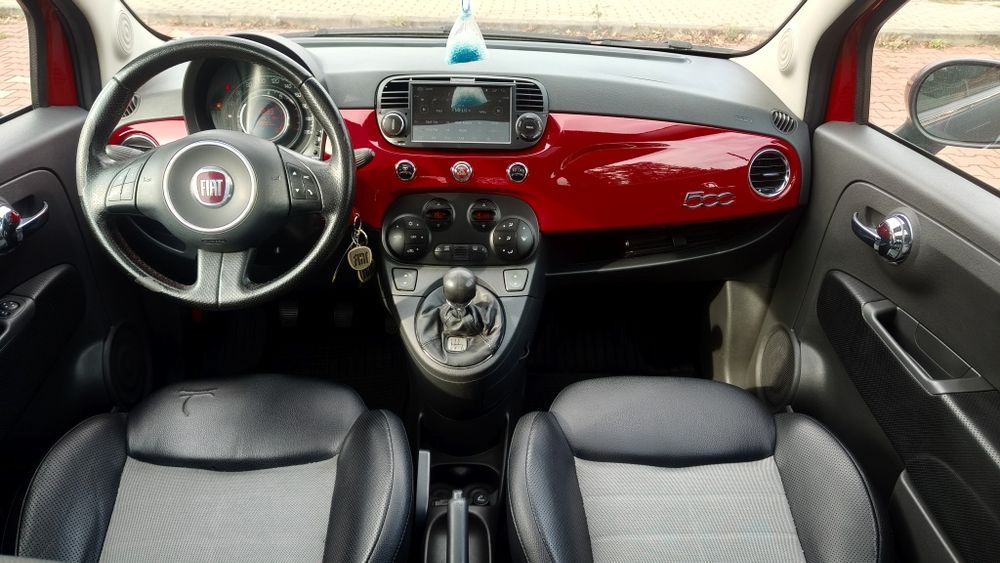 Fiat 500/klima/ pół skóry/ chromy/kamera/cofana /salon Polska