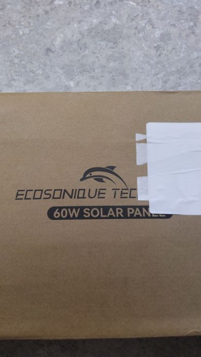 Портативна сонячна панель Ecosonique потужністю 60 Вт