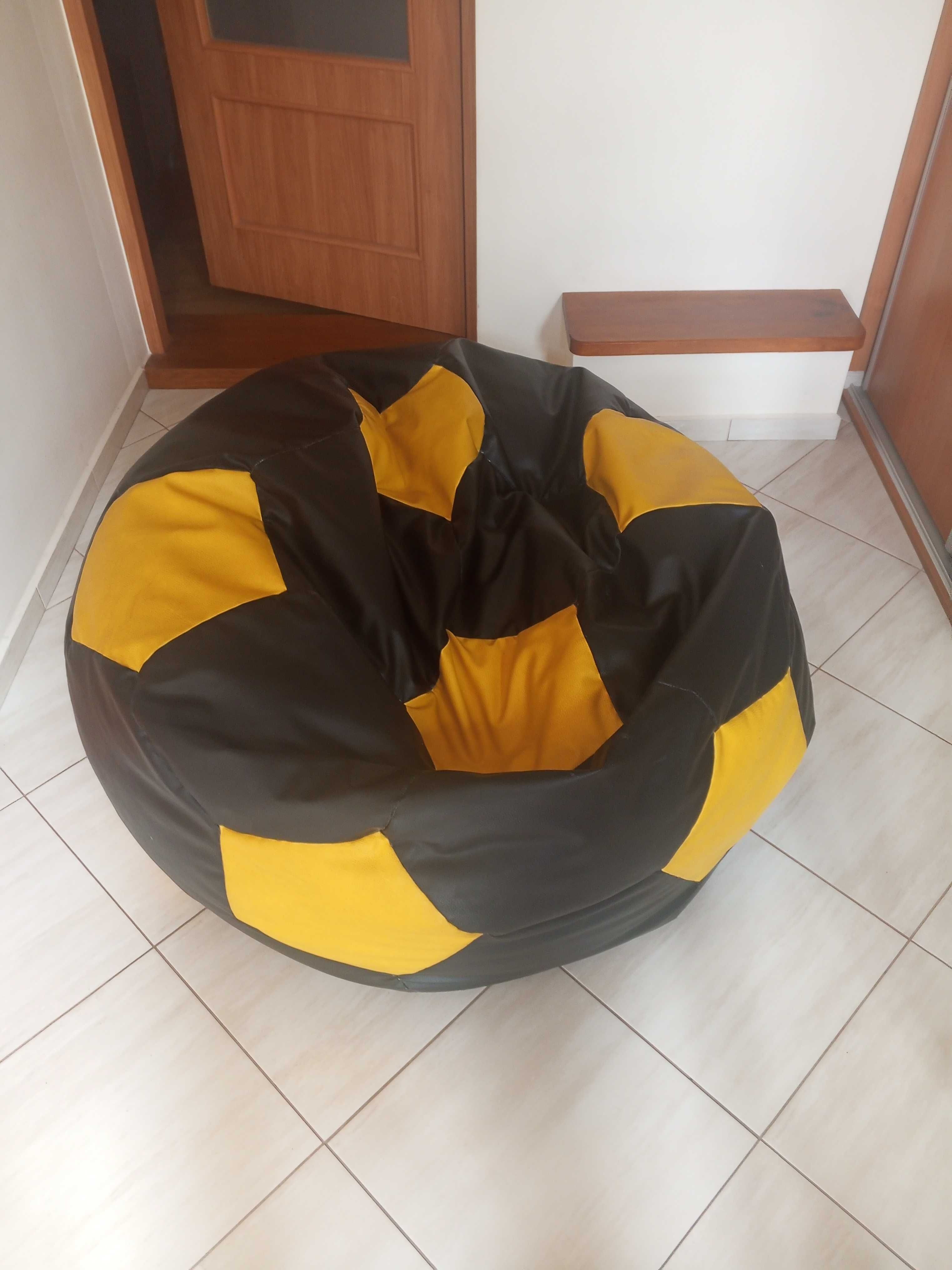 Piłka pufa do siedzenia