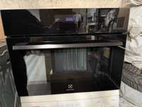 Kuchenka mikrofalowa pod zabudowe Electrolux EVK8E00Z