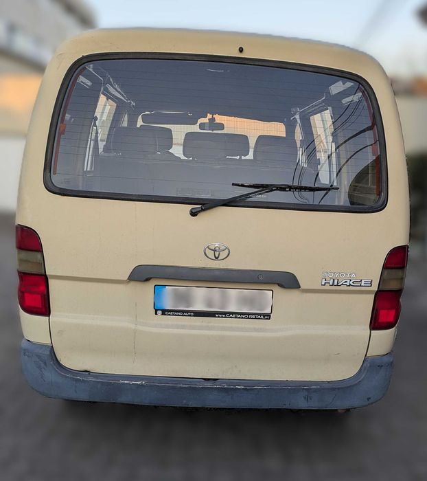 Toyota Hiace 6 lugarres mista
