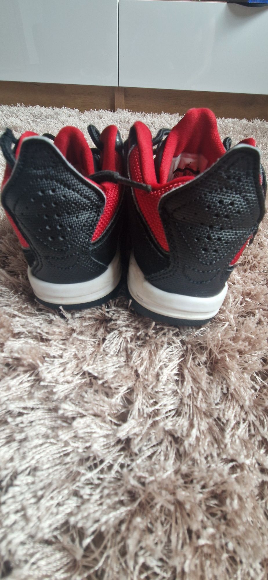 Buty chłopięce Jordan 29,5