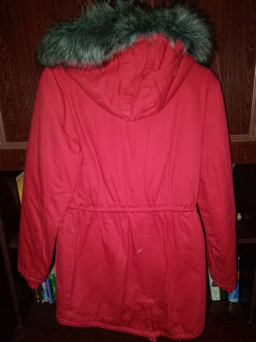 Зимові куртки для дівчаток, парки.