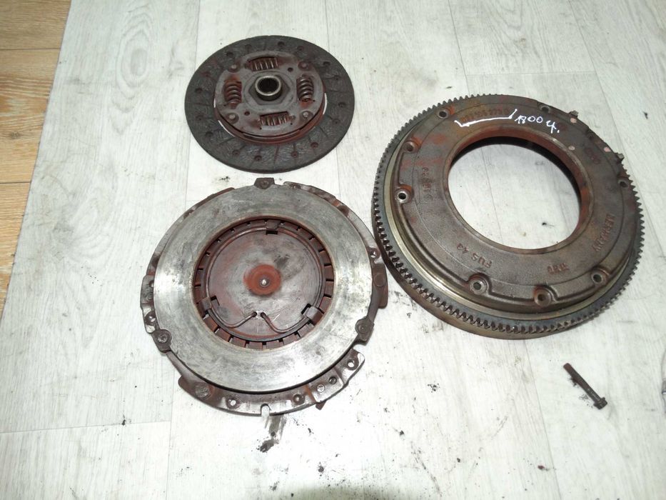 Комплект зчеплення для volkswagen golf iv 1.4i 1.6 шкода тур