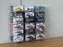 Gablota na modele 1:64, MiniGT, Hot Wheels