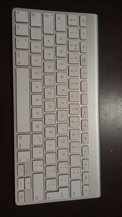 Бездротова клавіатура apple A1314