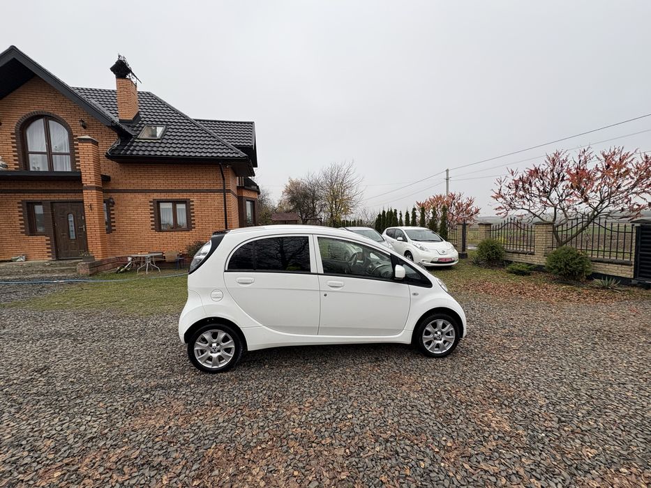 Mitsubishi I-miev 2014