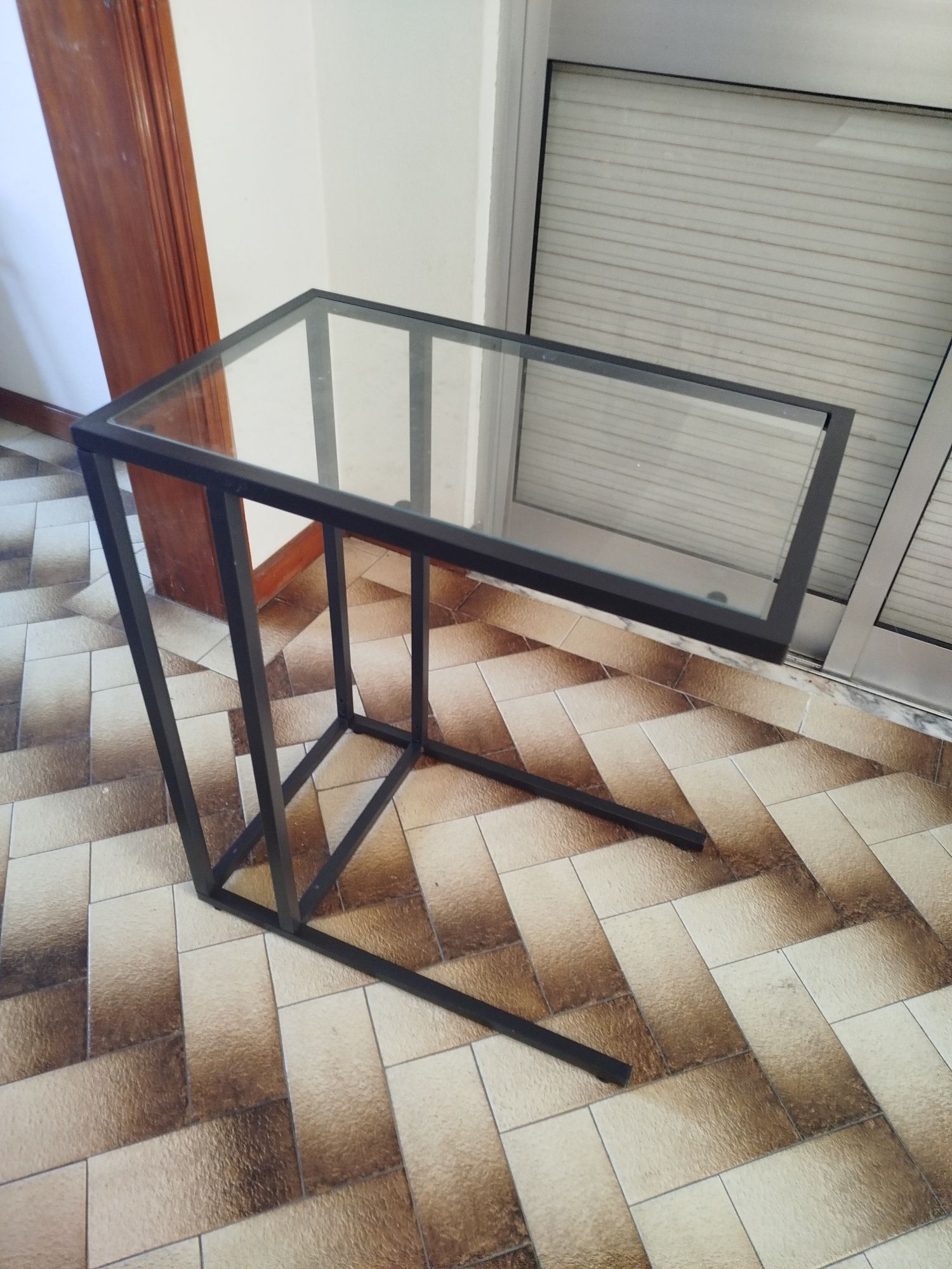 Mesa de apoio (versátil)