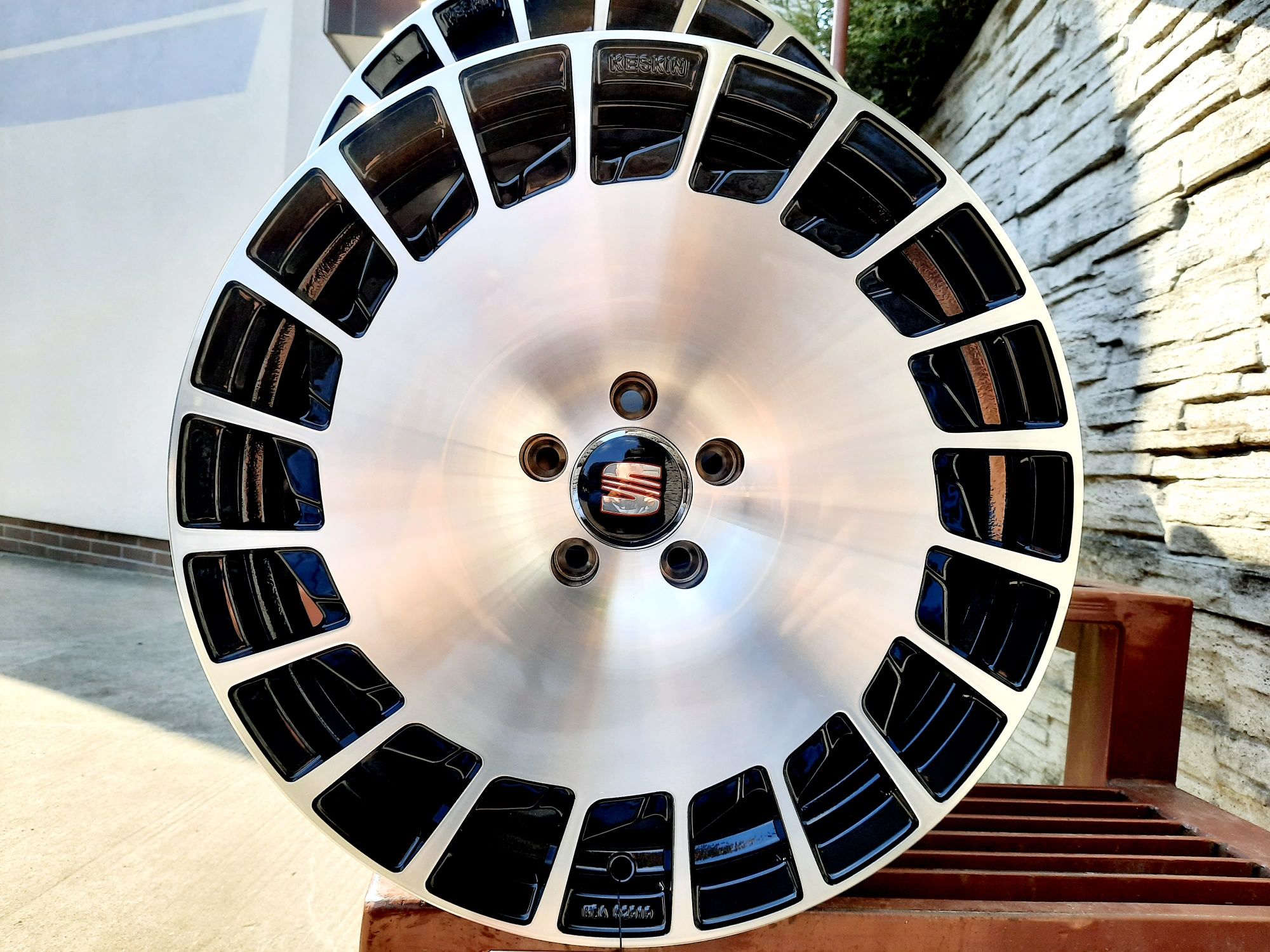 Alufelgi 19 SEAT 5x112 Alhambra Altea Ateca Leon Tarraco KESKIN KT23
