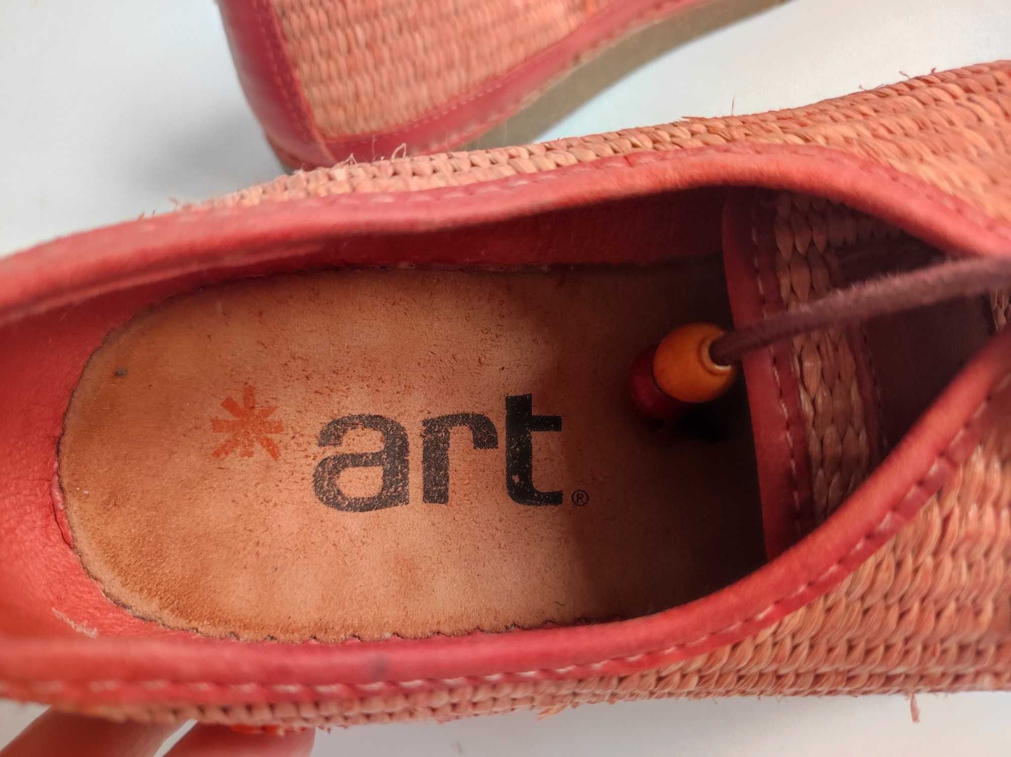 - Art - Markowe buty r. 41