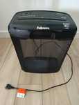 Niszczarka Fellowes M-7cm + gratis olej do niszczarek Fellowes