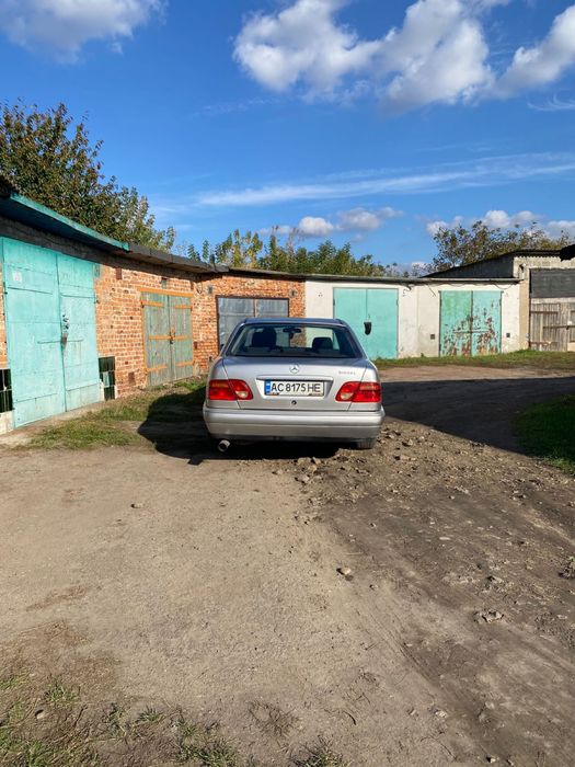 Мерседес е 300 d, мотор 3.0 дизель,коробка автомат