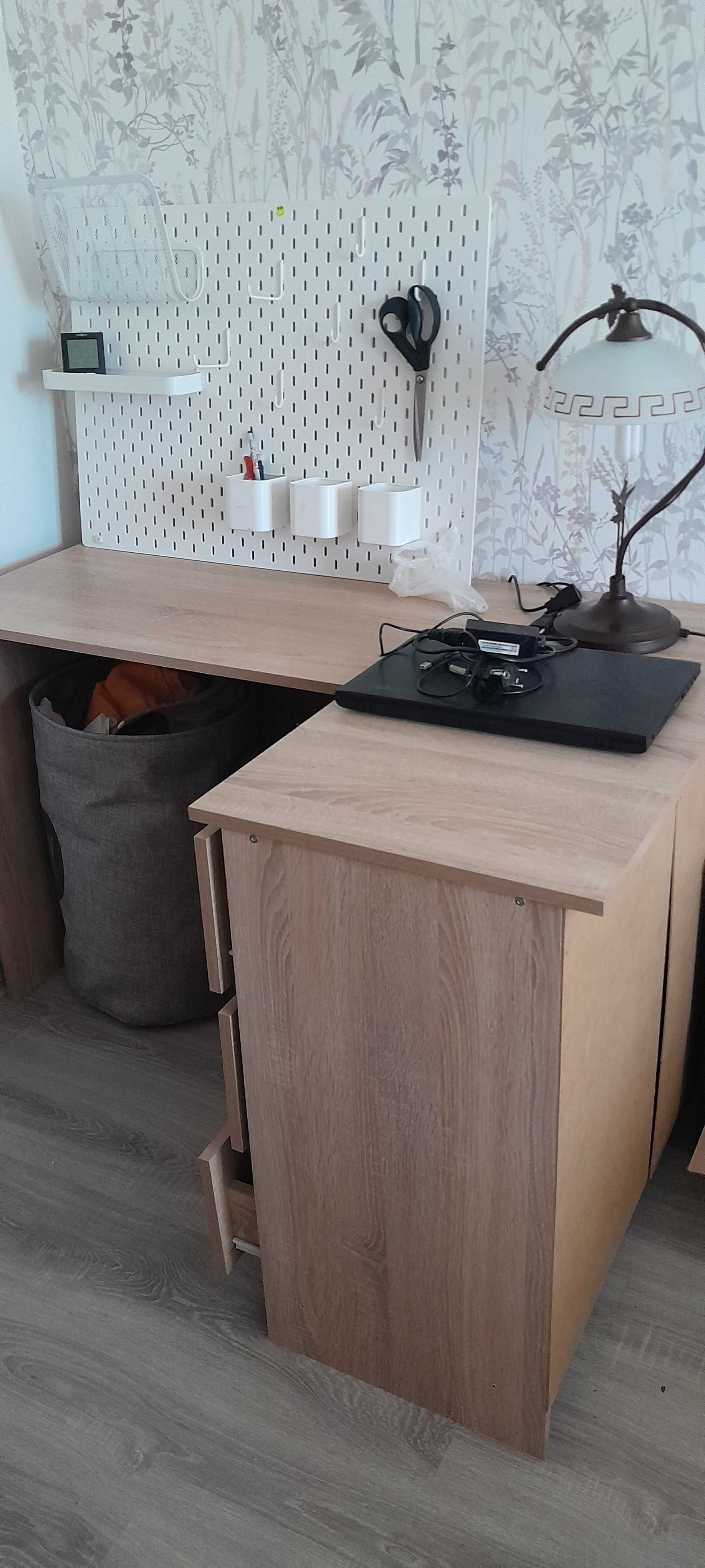 Biurko + panel IKEA