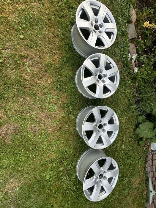 Felgi Aluminiowe Audi OE 7,5x17 ET37