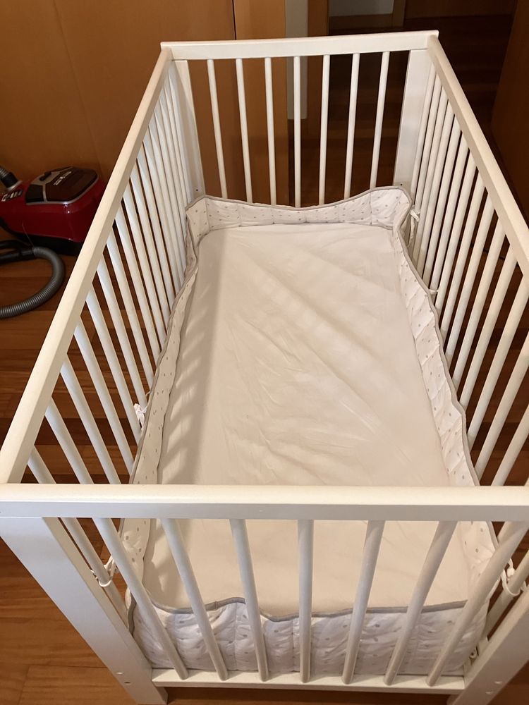 Berço/ cama grades ikea