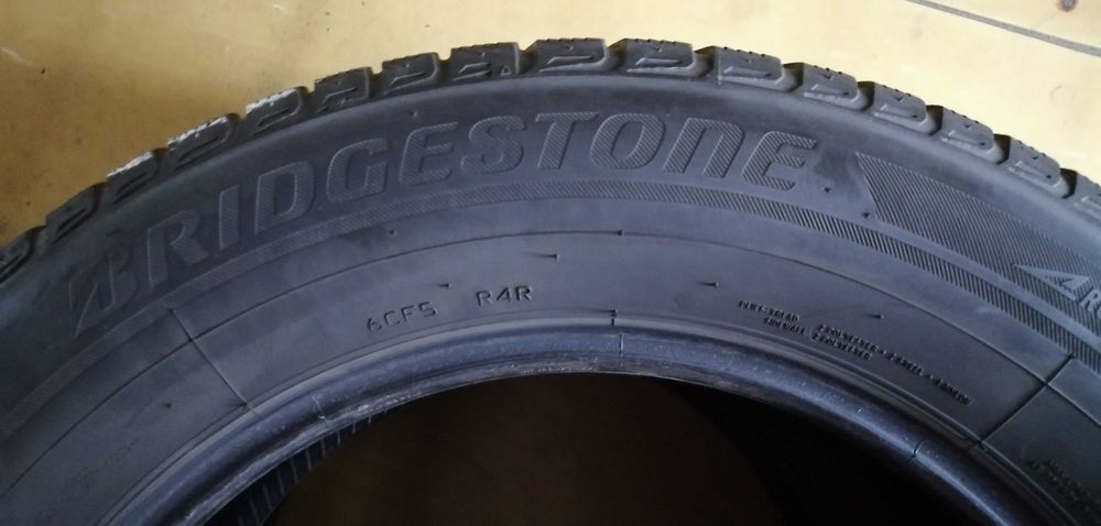 225/65/17 bridgestone 2szt zimowe