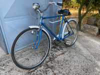 Bicicleta antiga da marca portuguesa Vilar. Sports model.
