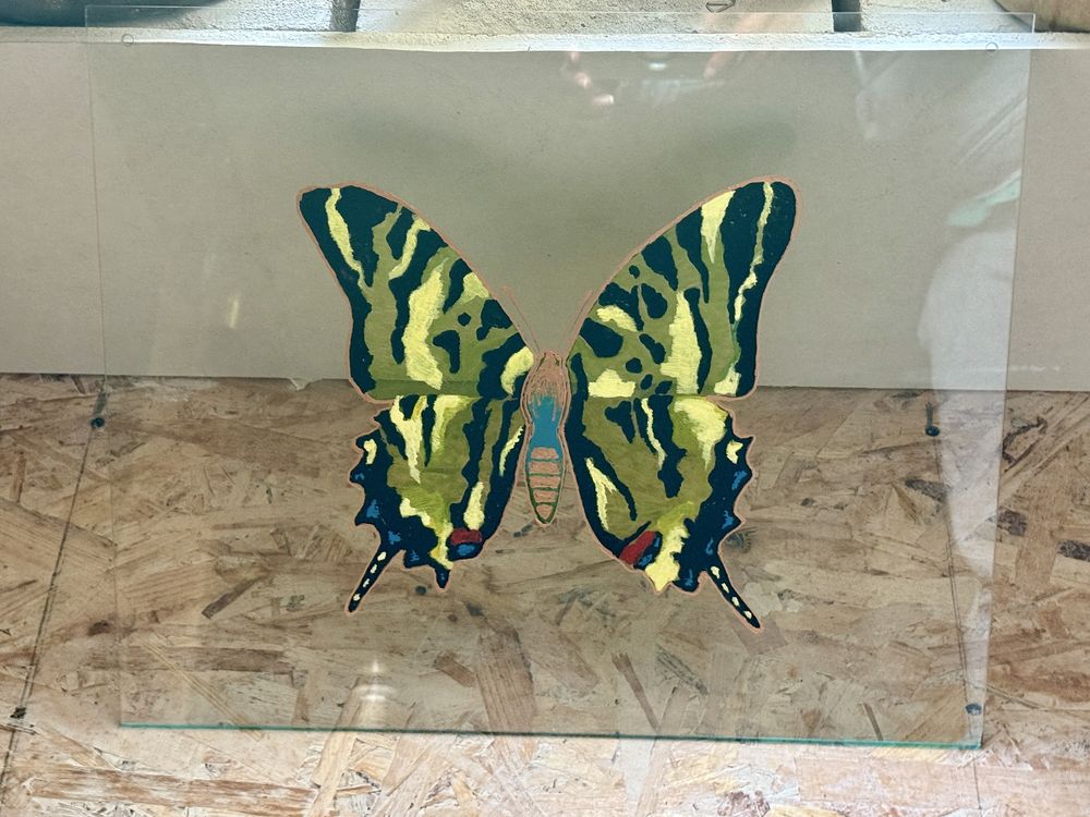 Motyl na szkle 37x45 do powieszenia