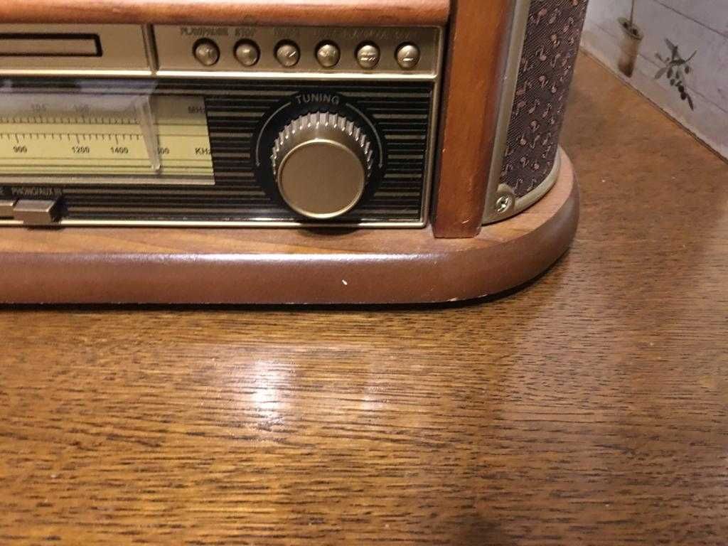 Gramofon, CD MP3 radio DAB+ FM Bluetooth AUX IN USB