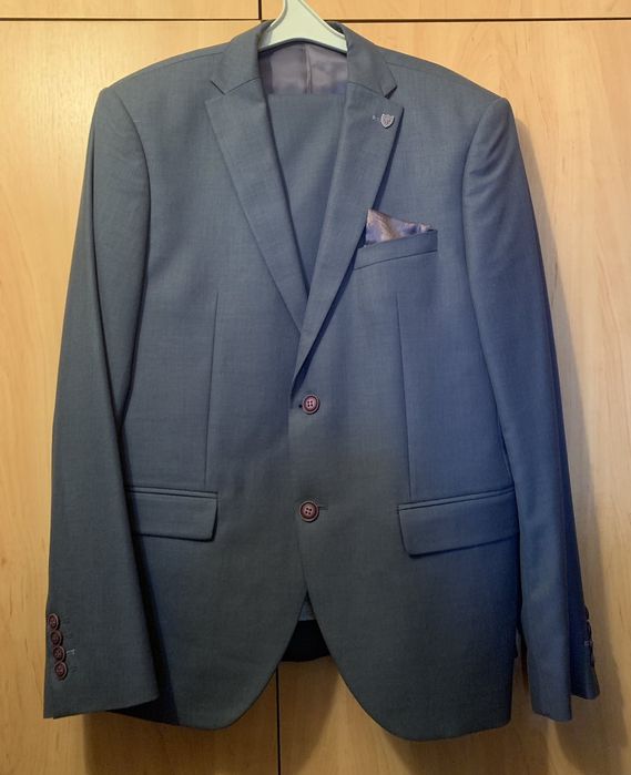 Костюм мужской 52р.