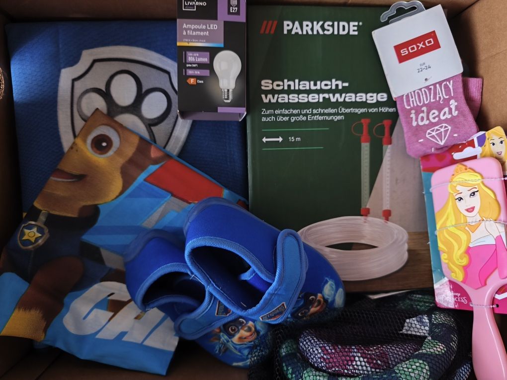 Karton box mix biedronka Lidl Action dziecko dom